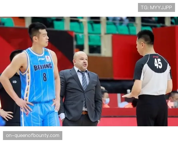 京粤四连胜争榜首，阵容深度与战术稳定性成关键