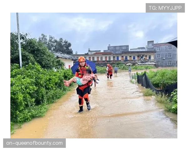 环广西赛暴雨中进行，本土车手利用熟悉地形优势单飞夺冠