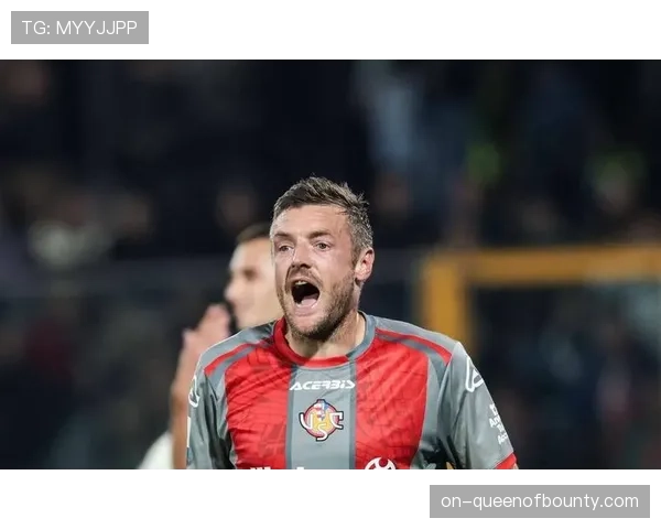 亚特兰大2-1击败克雷莫内塞，巩固欧战席位